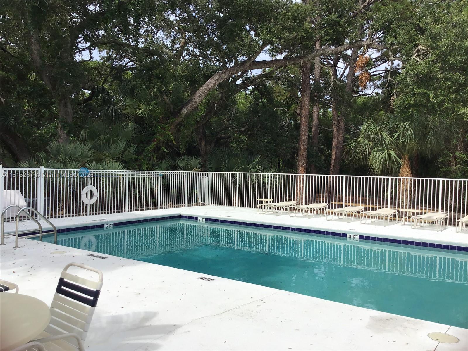 MAPLE ISLAND - Residential Lease