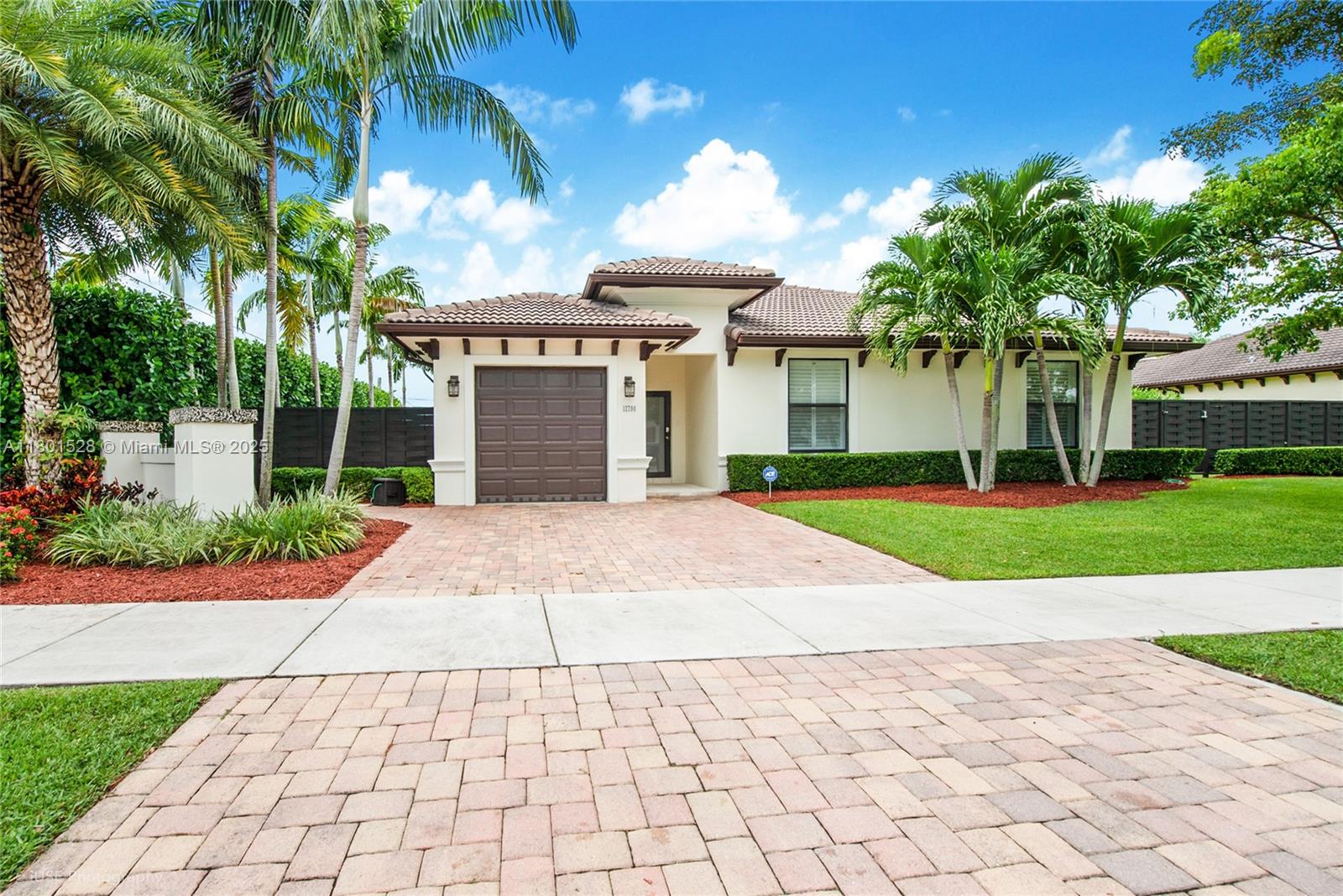Property for Sale at 12790 Sw 91st Ave, Miami, Broward County, Florida - Bedrooms: 4 
Bathrooms: 3  - $1,249,000