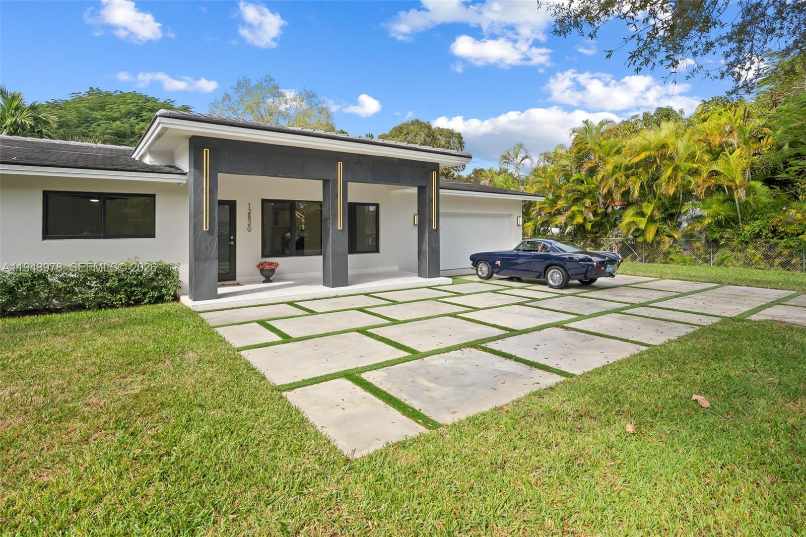 SUNILAND MANOR 1ST ADDN - Residential