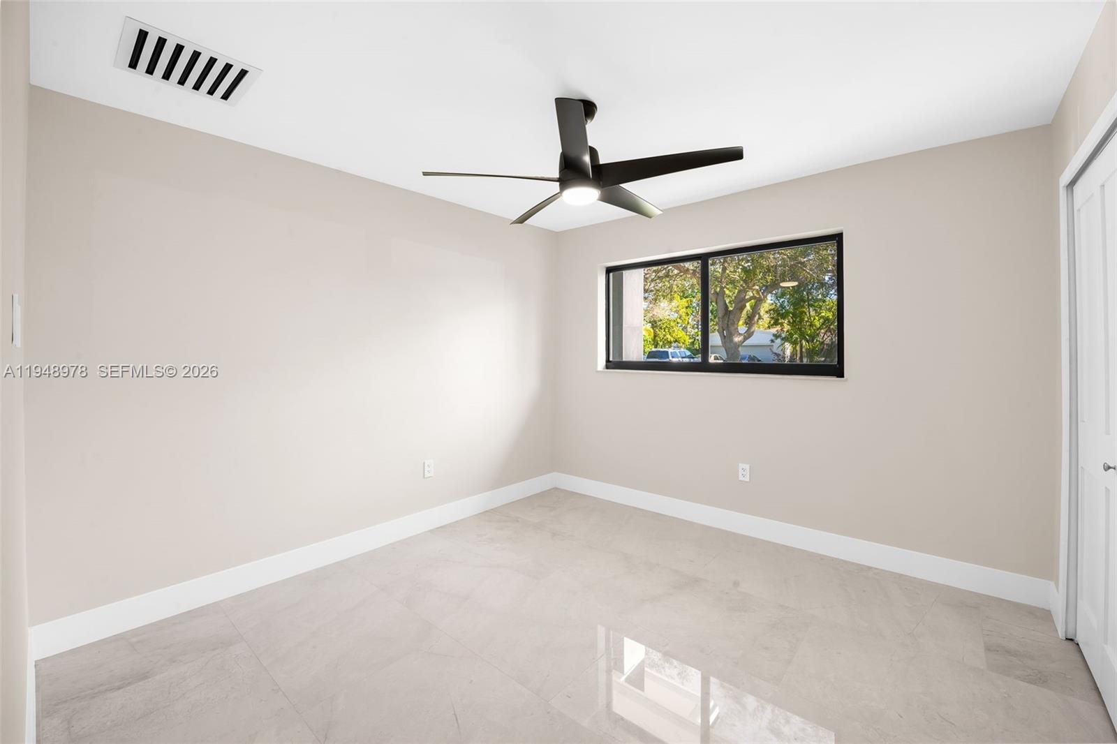 SUNILAND MANOR 1ST ADDN - Residential