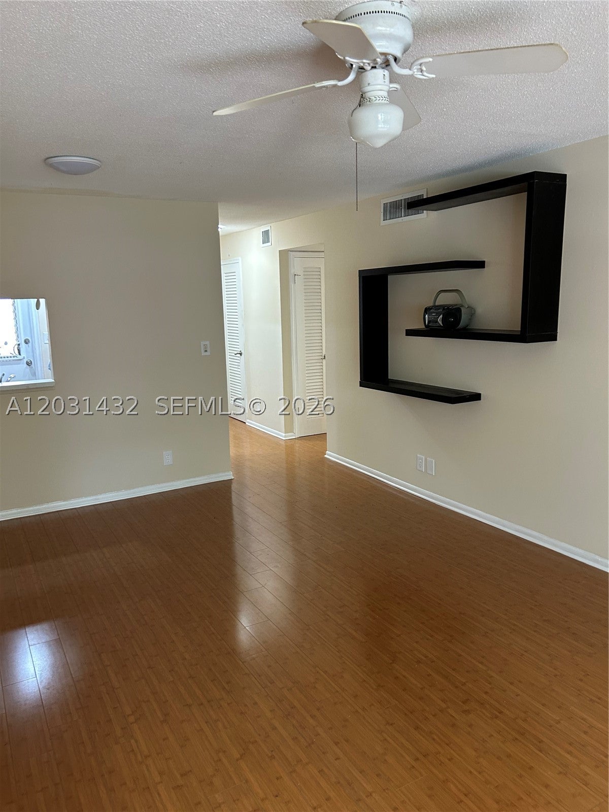 218 NE 12th Ave 203