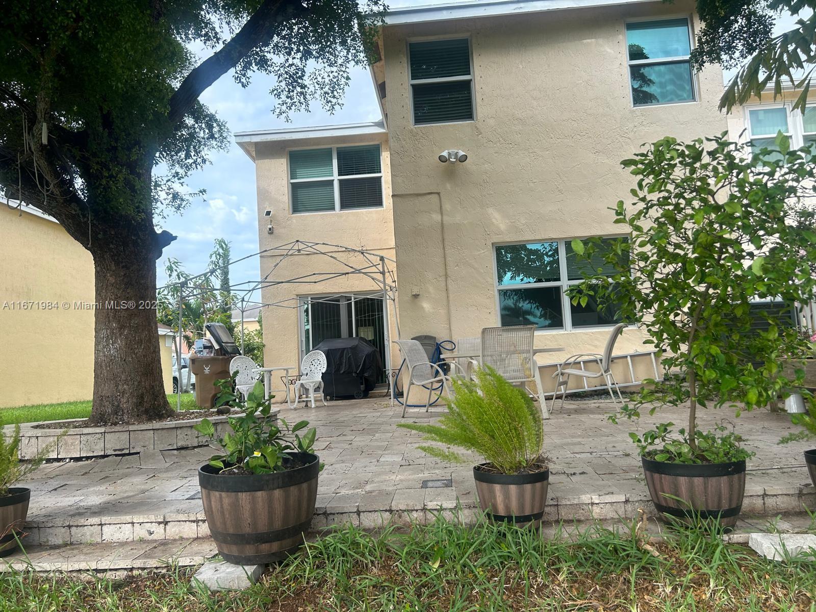 CRYSTAL VIEW TOWNHOMES PL - Residential