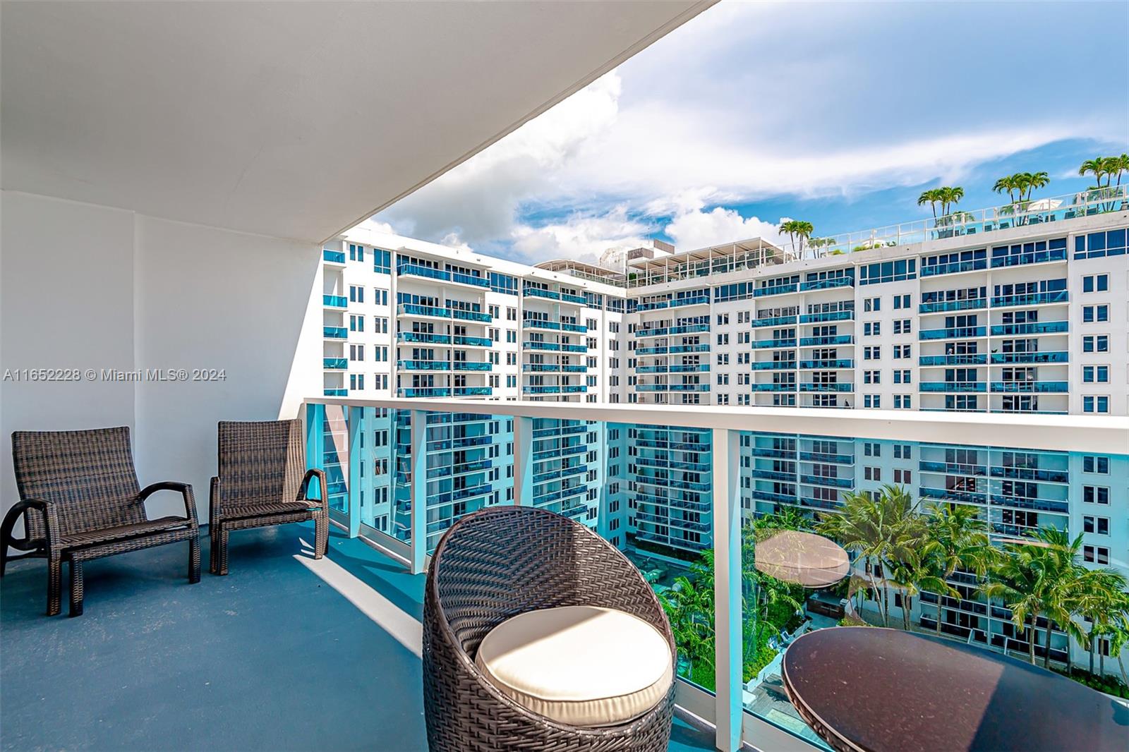 RONEY PALACE CONDO - Residential Lease