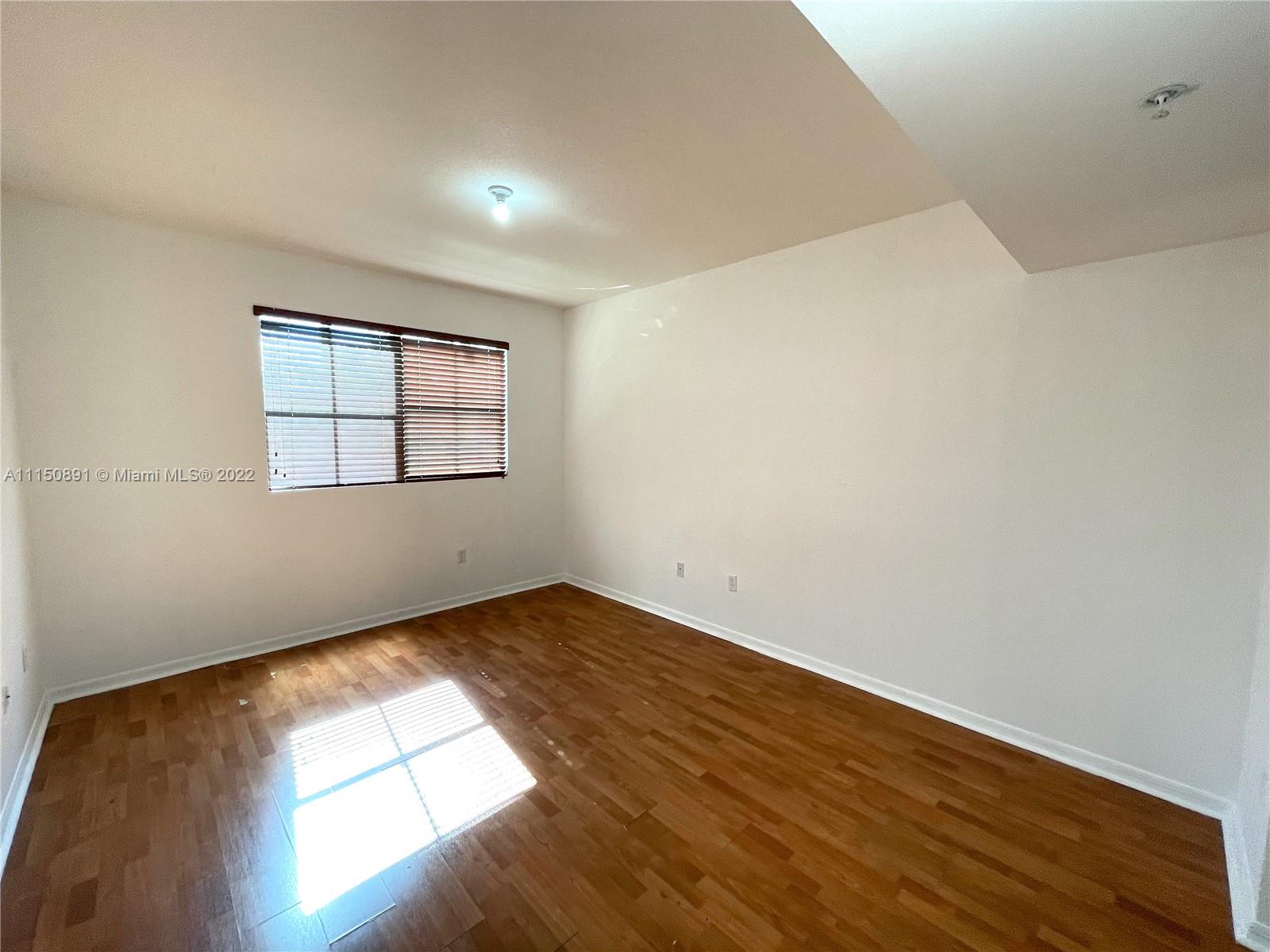 CORONADO AT DORAL III CON - Residential Lease