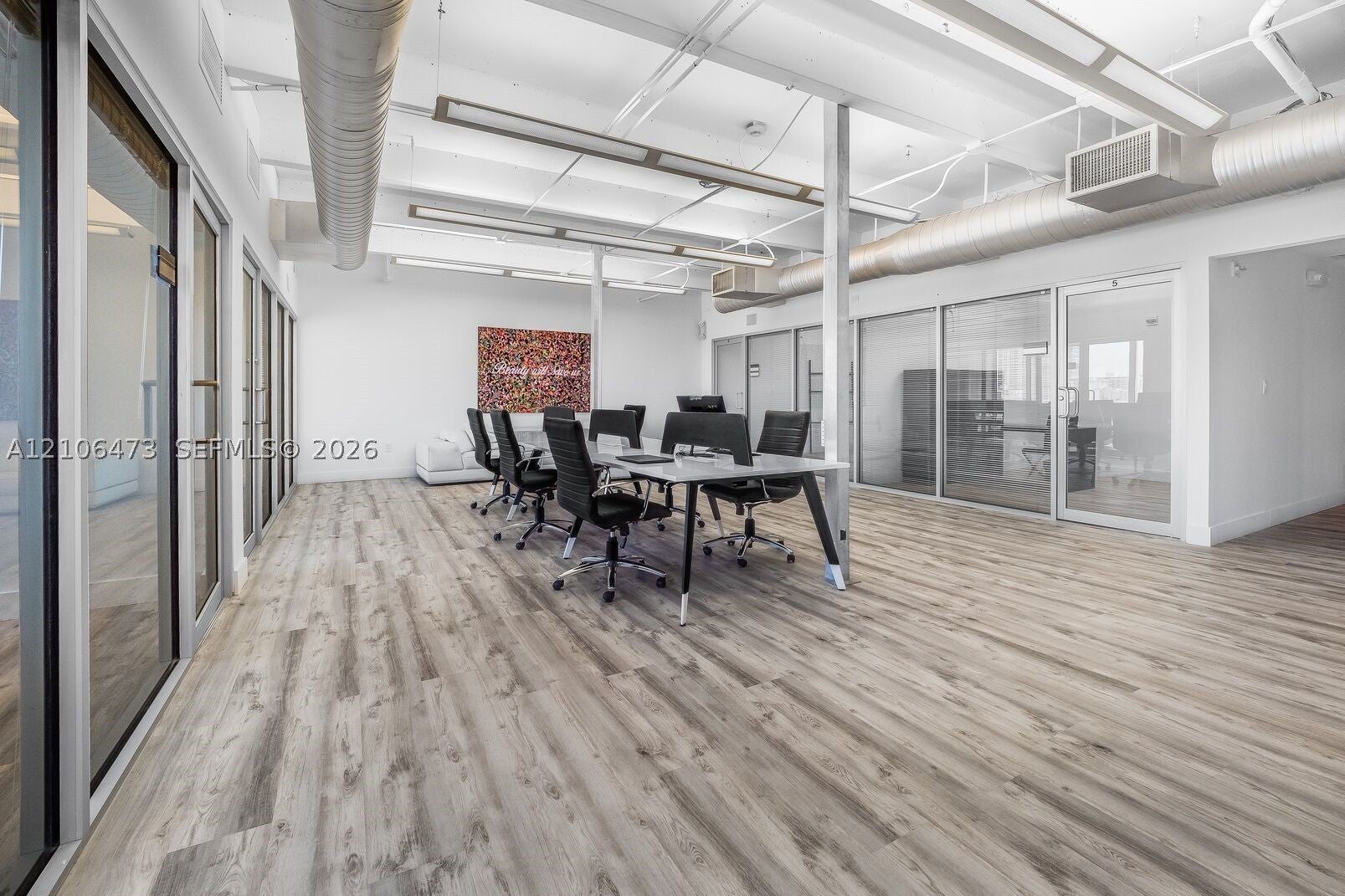 Properties 2 1680 Michigan Ave PH5