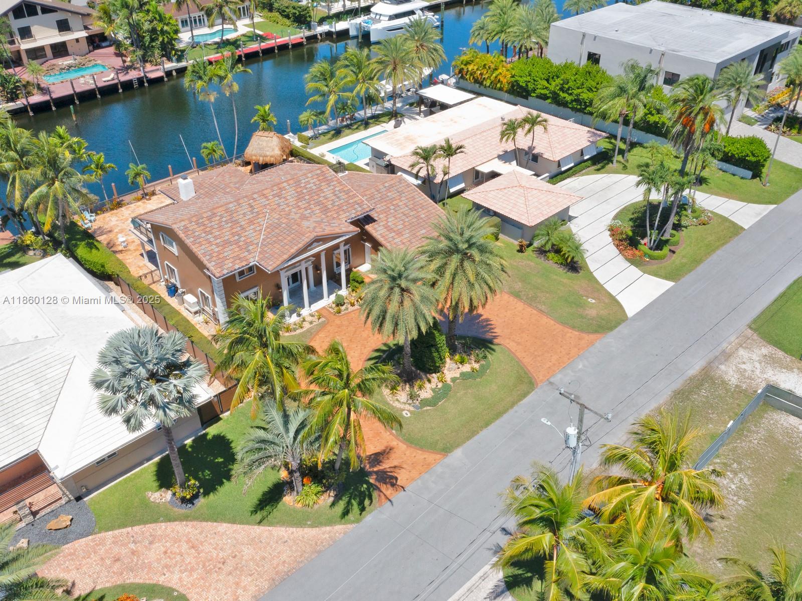 GOLDEN ISLES SEC A REV PL - Residential