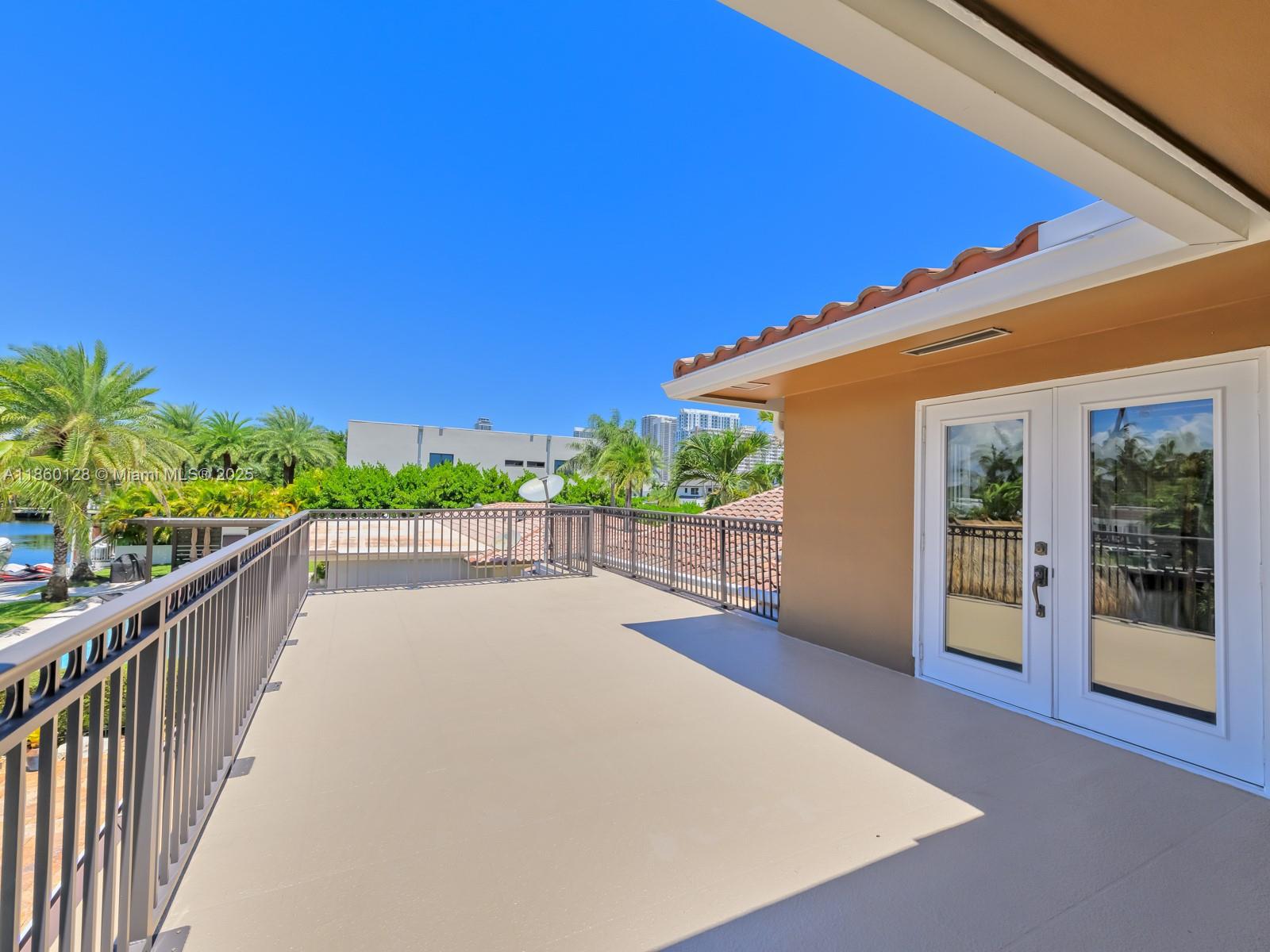 GOLDEN ISLES SEC A REV PL - Residential
