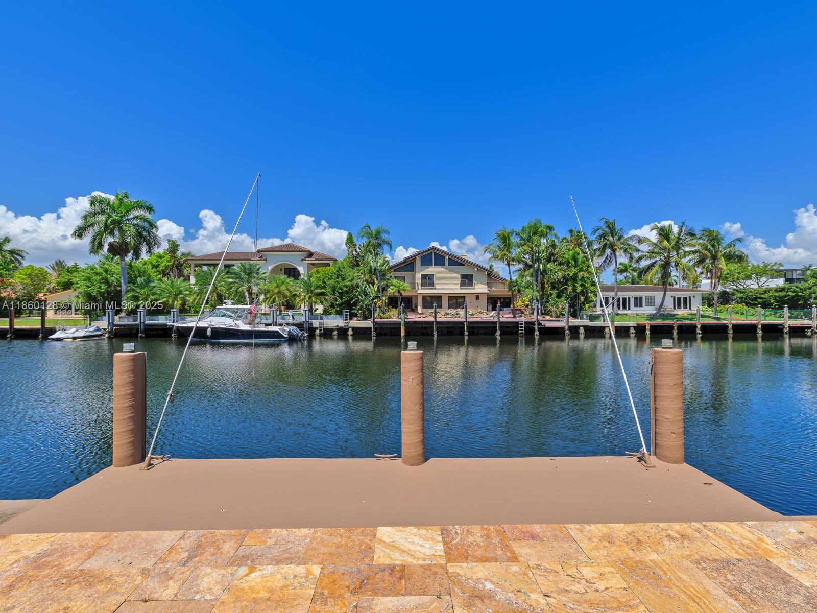 GOLDEN ISLES SEC A REV PL - Residential