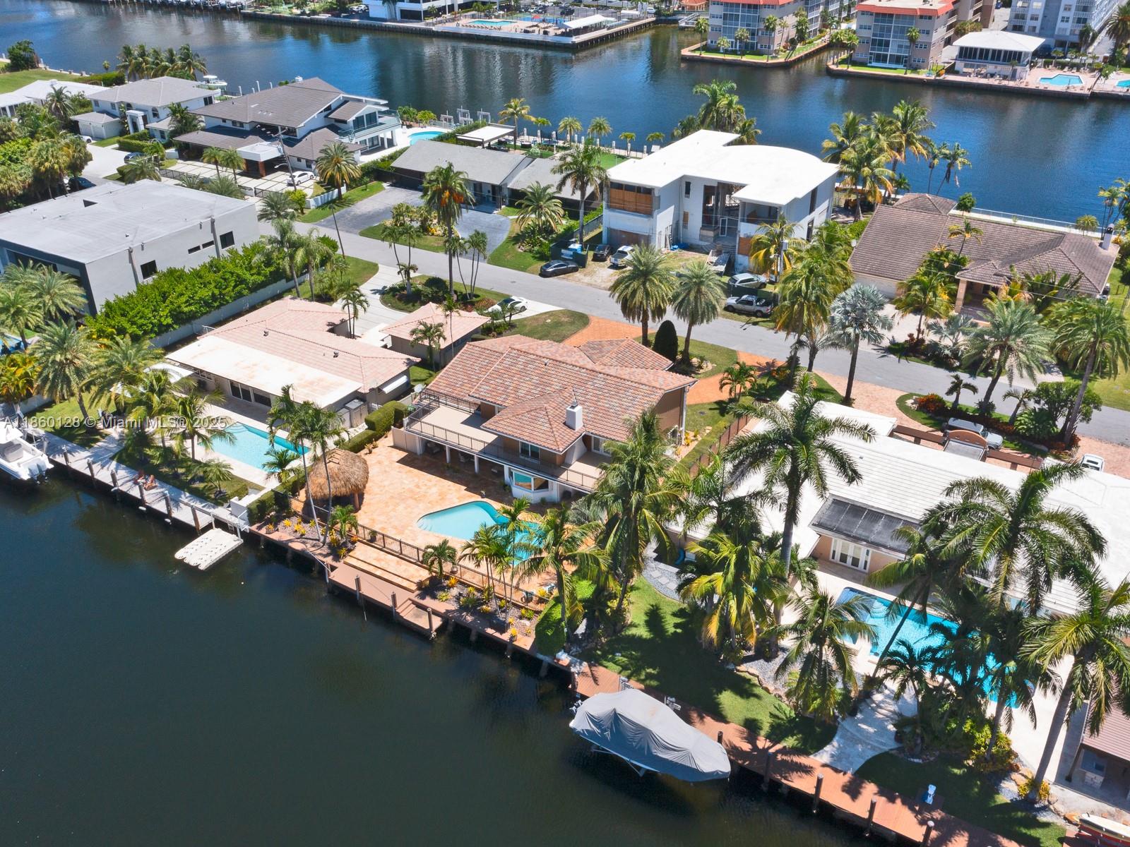 GOLDEN ISLES SEC A REV PL - Residential