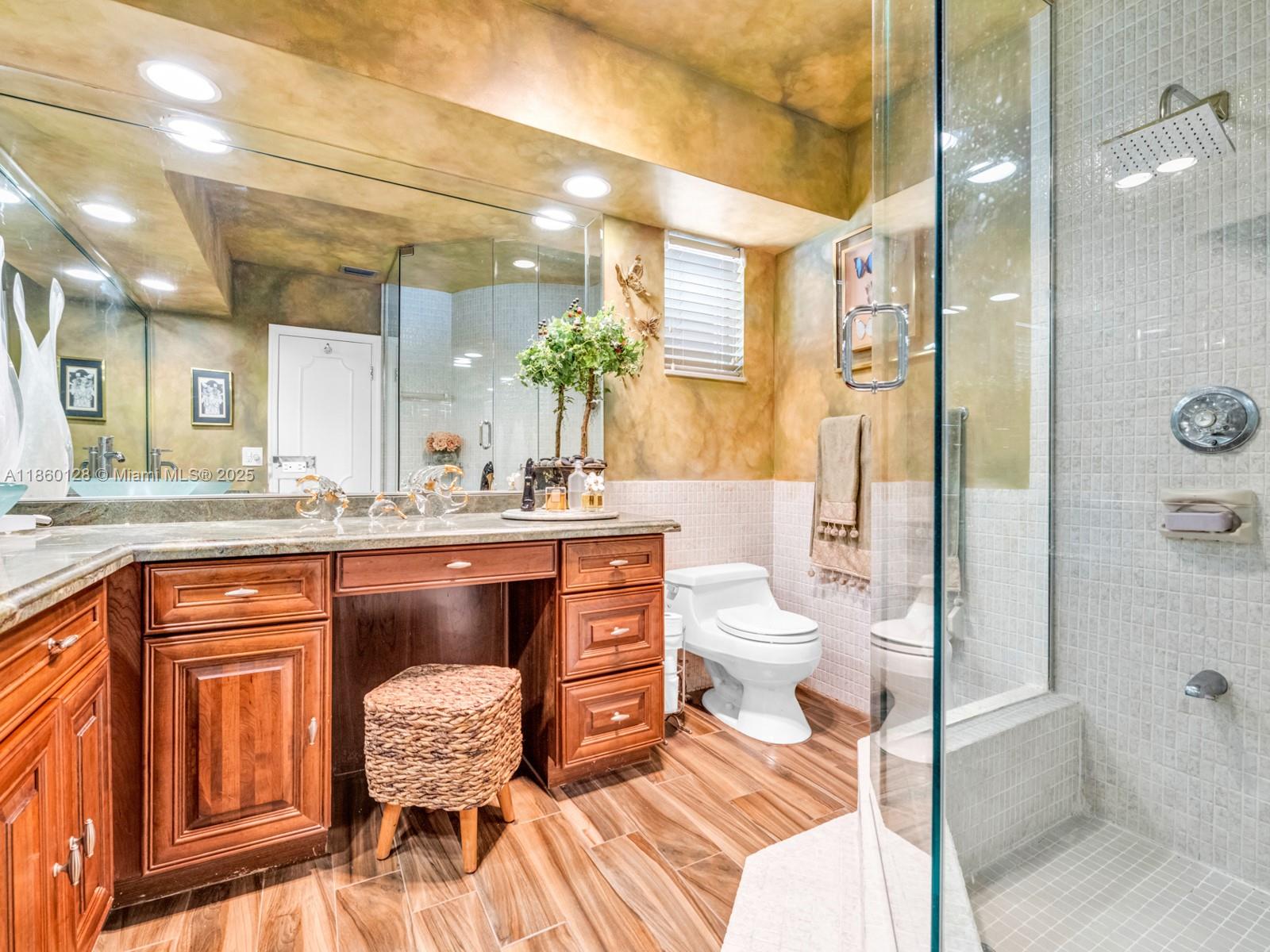 GOLDEN ISLES SEC A REV PL - Residential