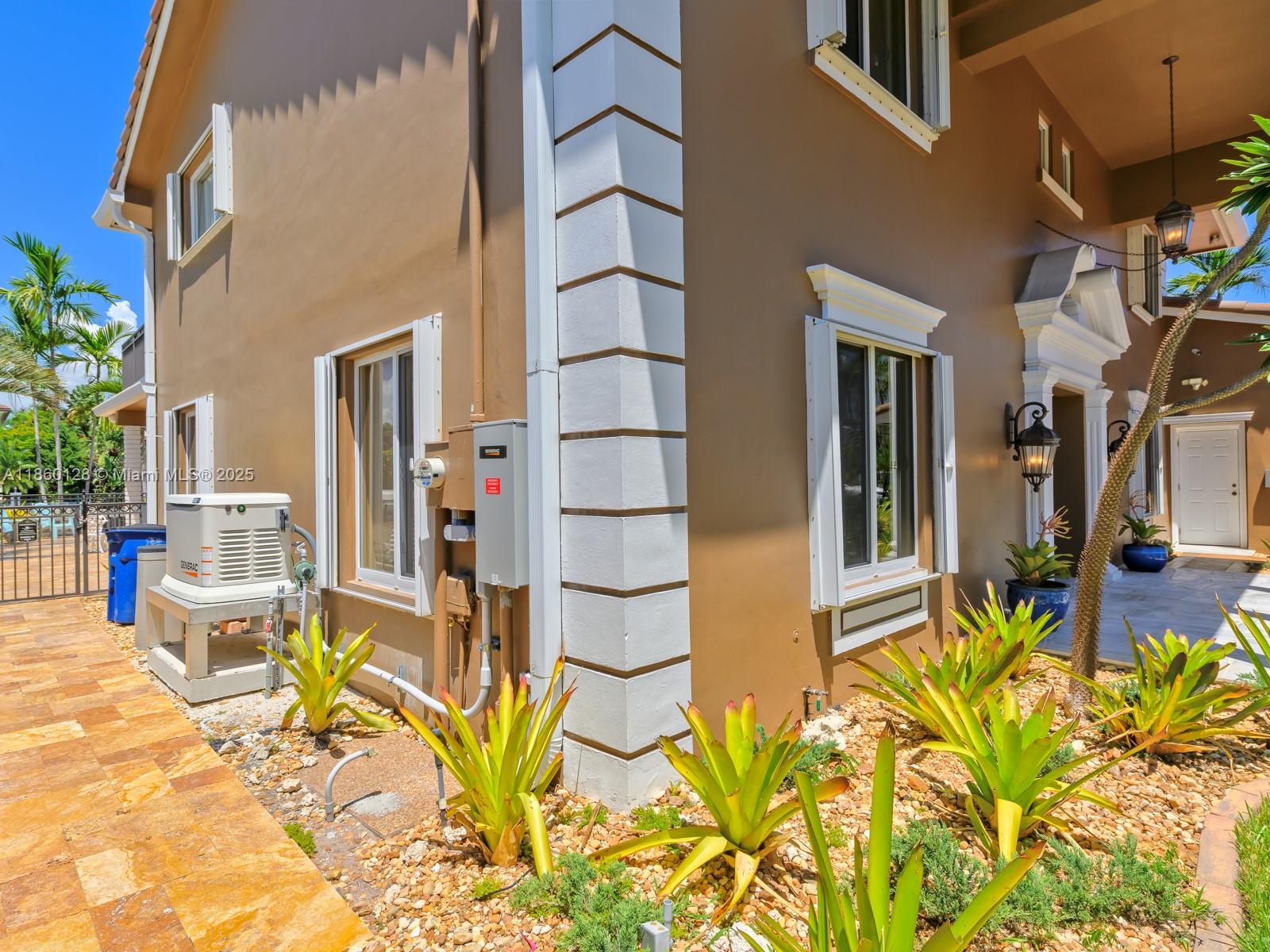 GOLDEN ISLES SEC A REV PL - Residential