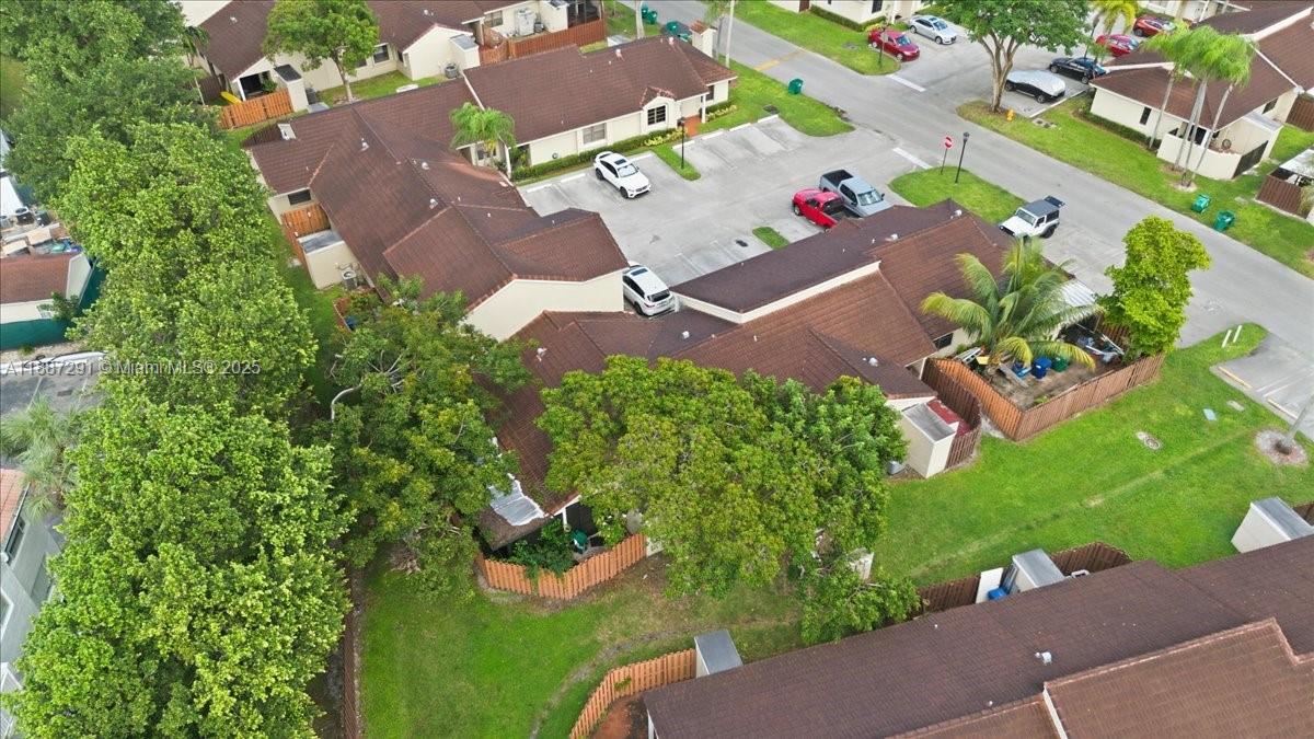 VILLA HOMES AT THE MOORS - Residential