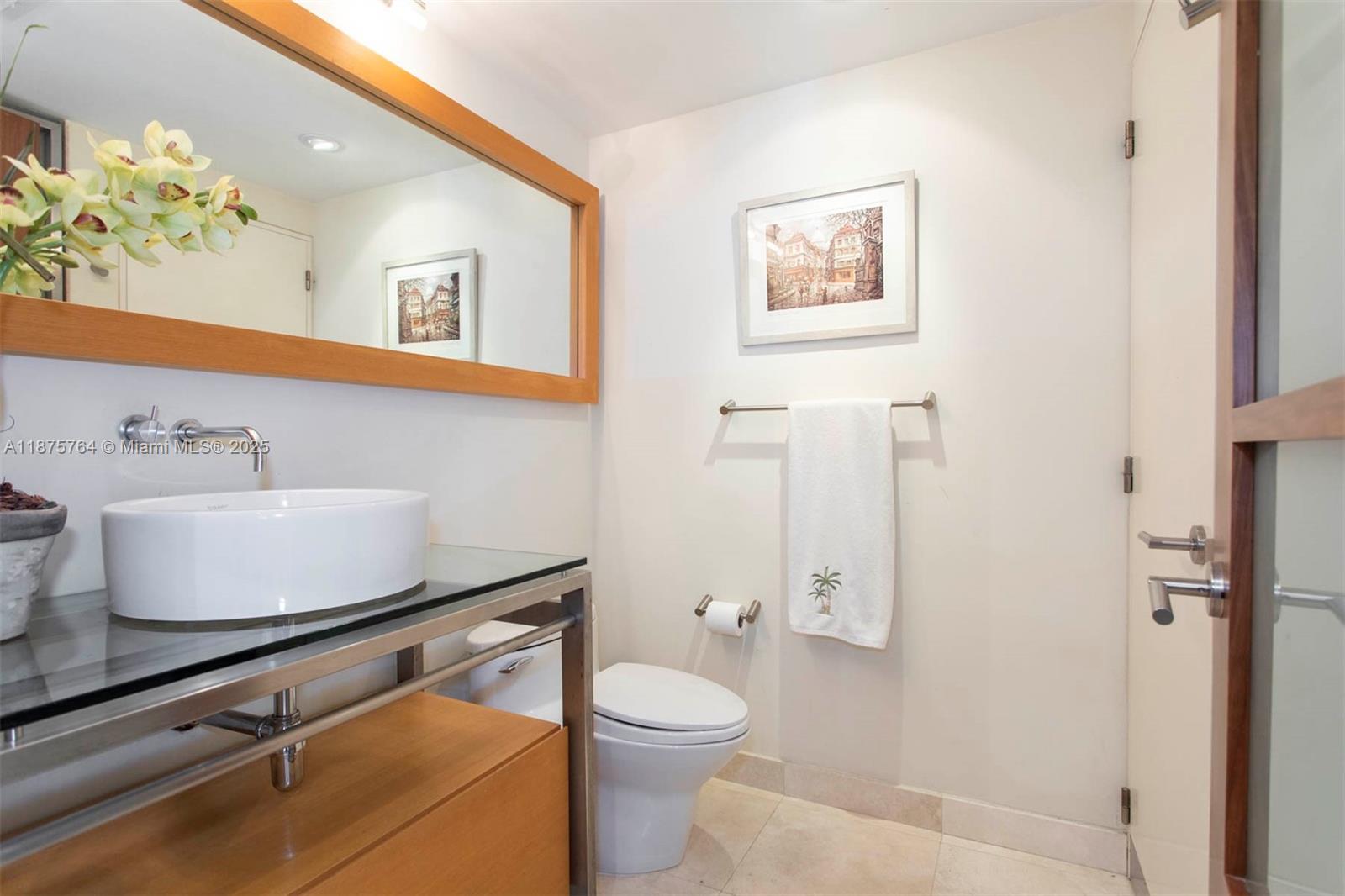 BLUE DIAMOND CONDO - Residential Lease