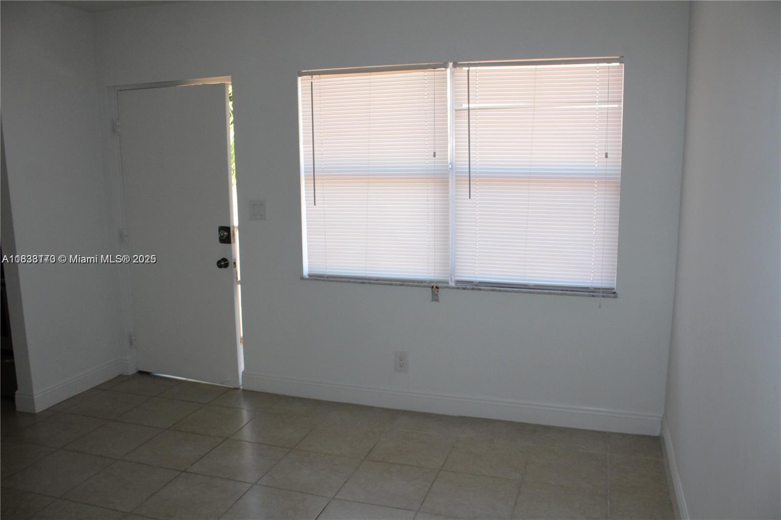 101 NE 41st St F107