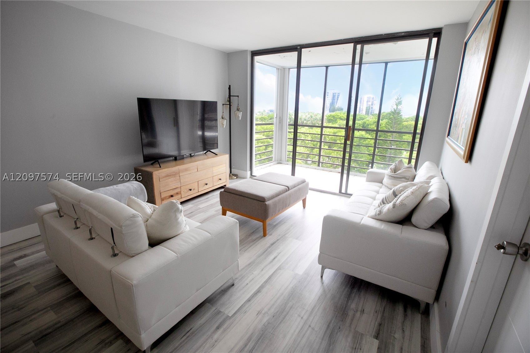 20500 W Country Club Dr 714