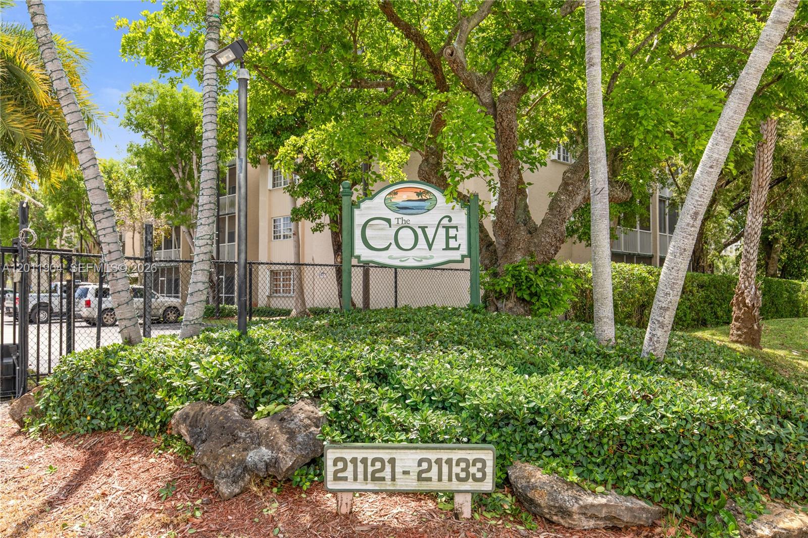 COVE CONDO PHASE II, THE - Residential