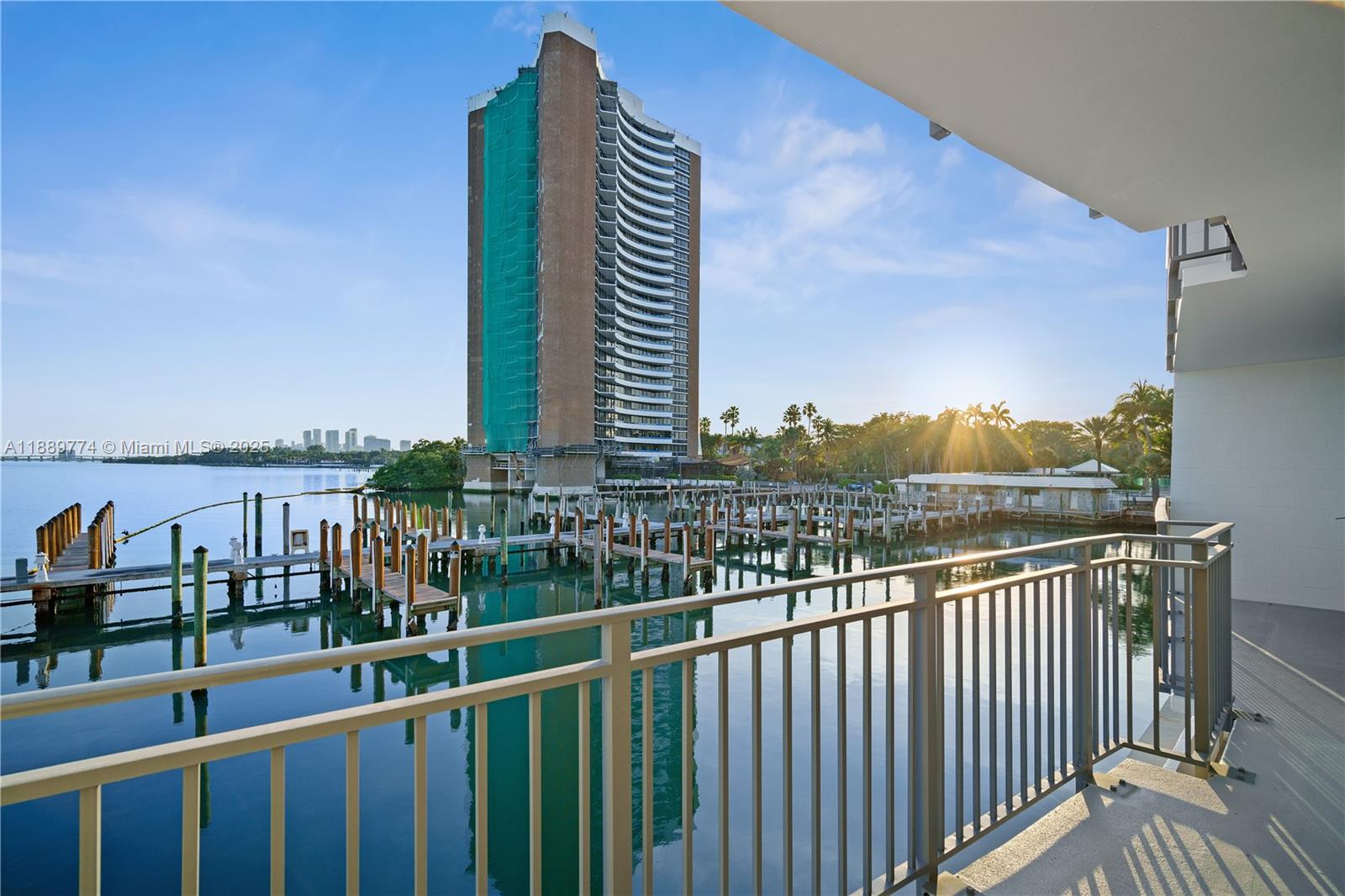PALM BAY CONDOMINIUM - Residential