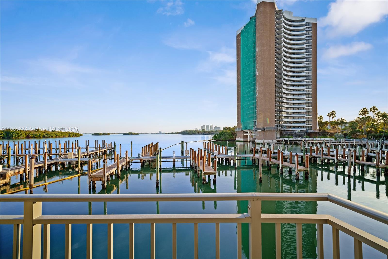 PALM BAY CONDOMINIUM - Residential