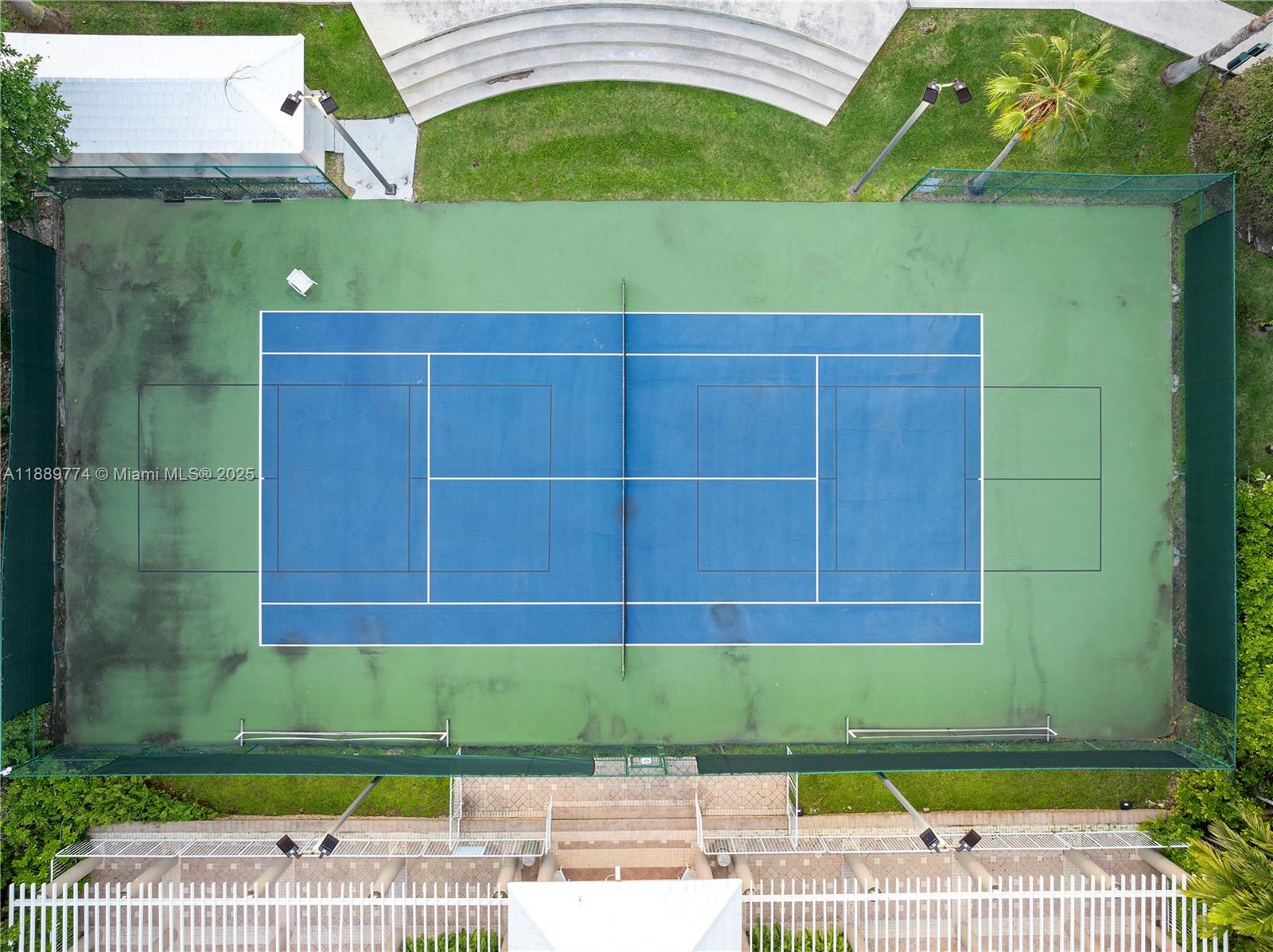 PALM BAY CONDOMINIUM - Residential