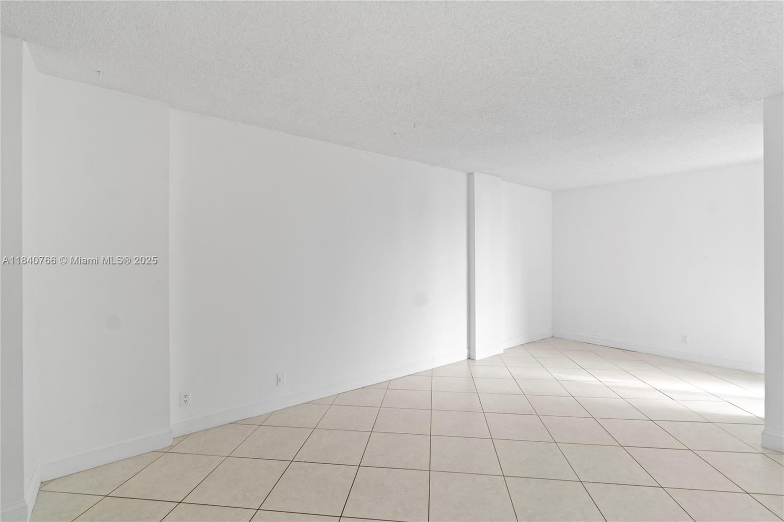 DELVISTA TOWERS CONDO - Residential