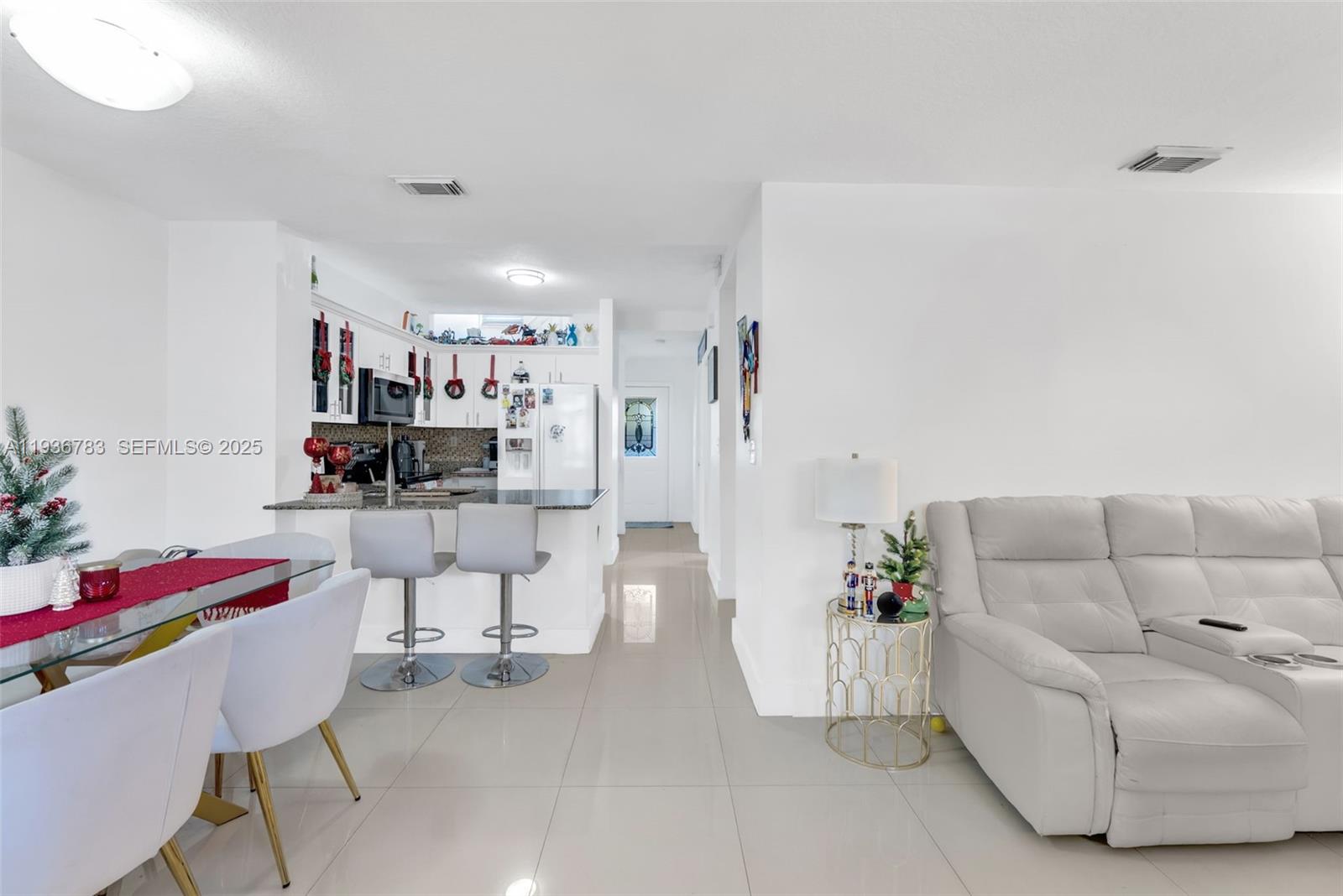 CARIBE LAKES PHASE II - Residential