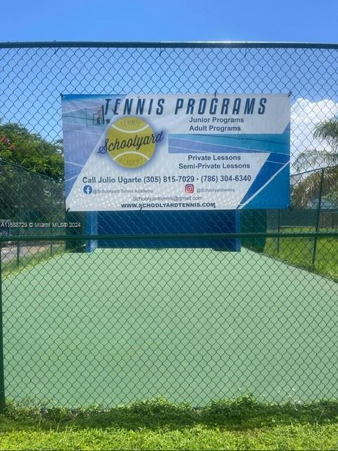 Miami, Florida 33143, United States, 2 Bedrooms Bedrooms, ,1 BathroomBathrooms,Residential,Active,57520