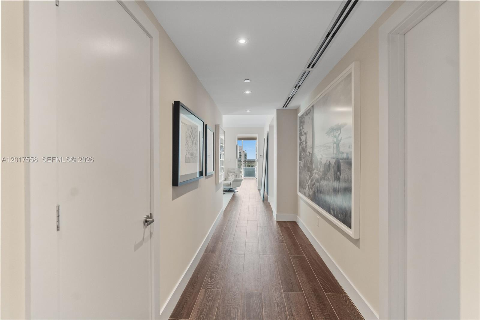 Ritz Carlton - Residential