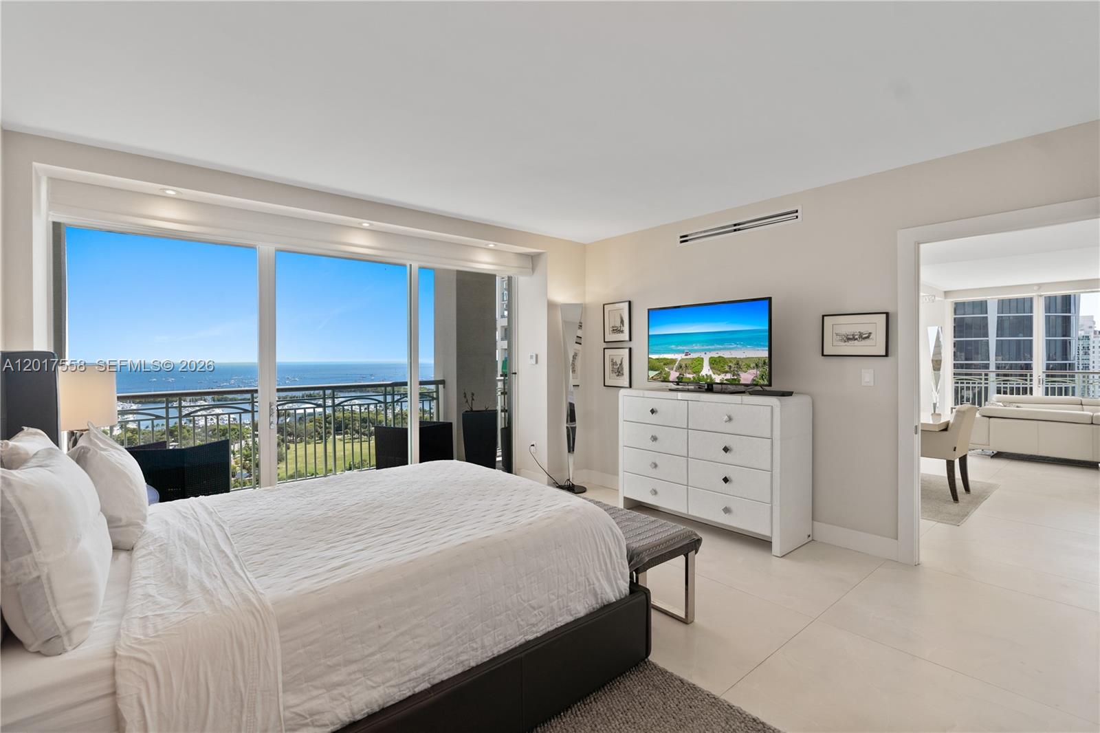 Ritz Carlton - Residential