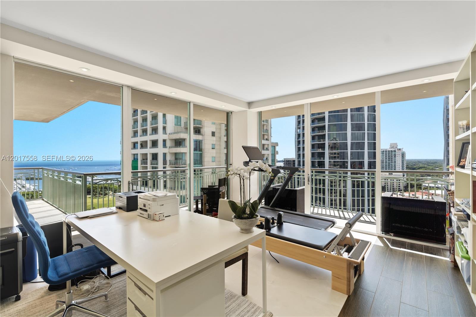 Ritz Carlton - Residential