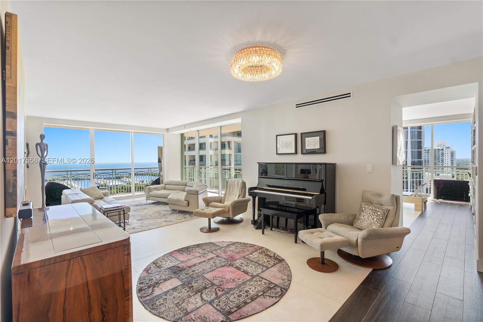 Ritz Carlton - Residential