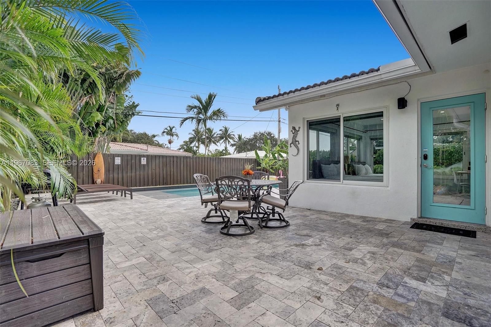 MARY-KNOLL - Residential