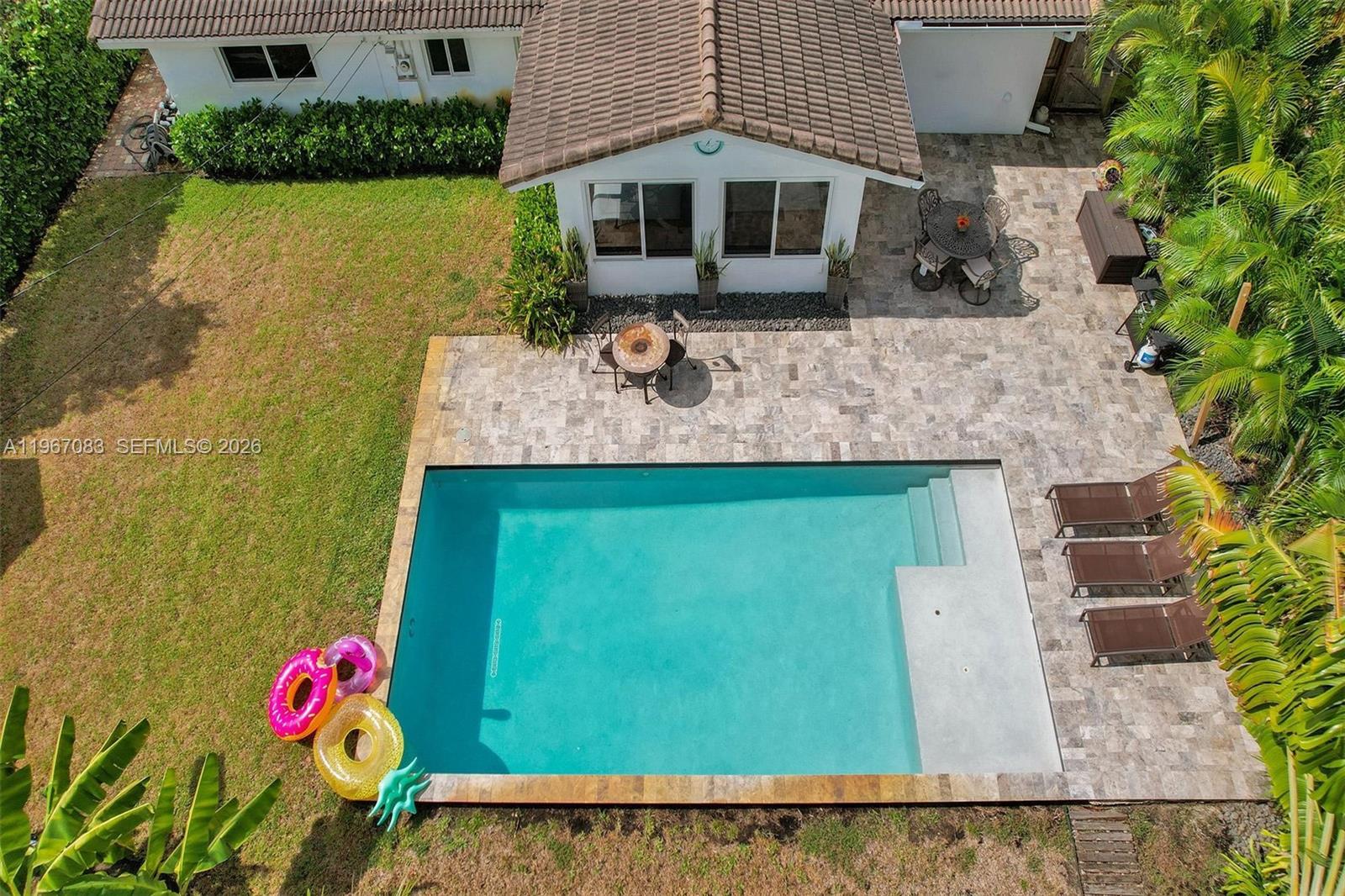 MARY-KNOLL - Residential