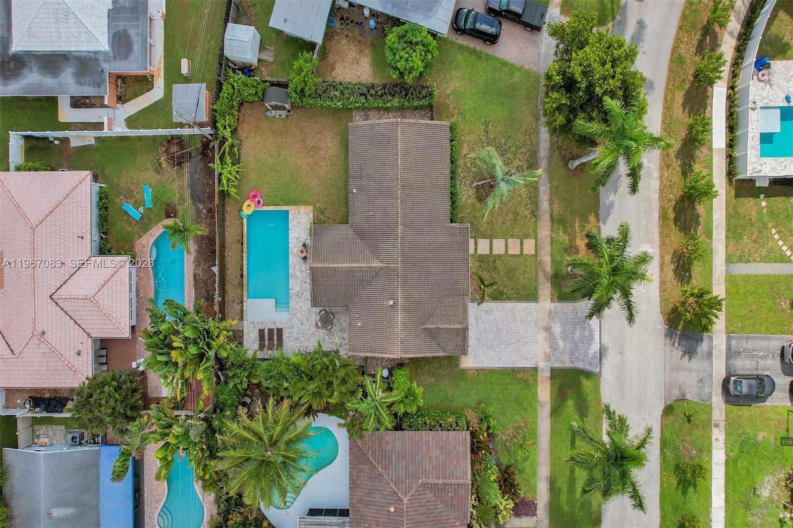 MARY-KNOLL - Residential