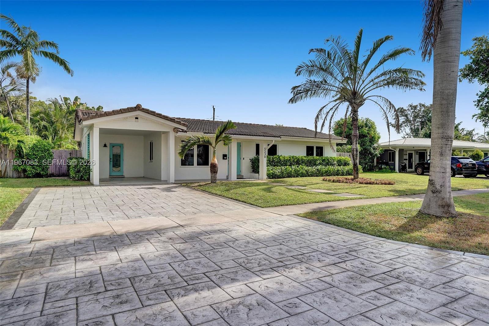 MARY-KNOLL - Residential