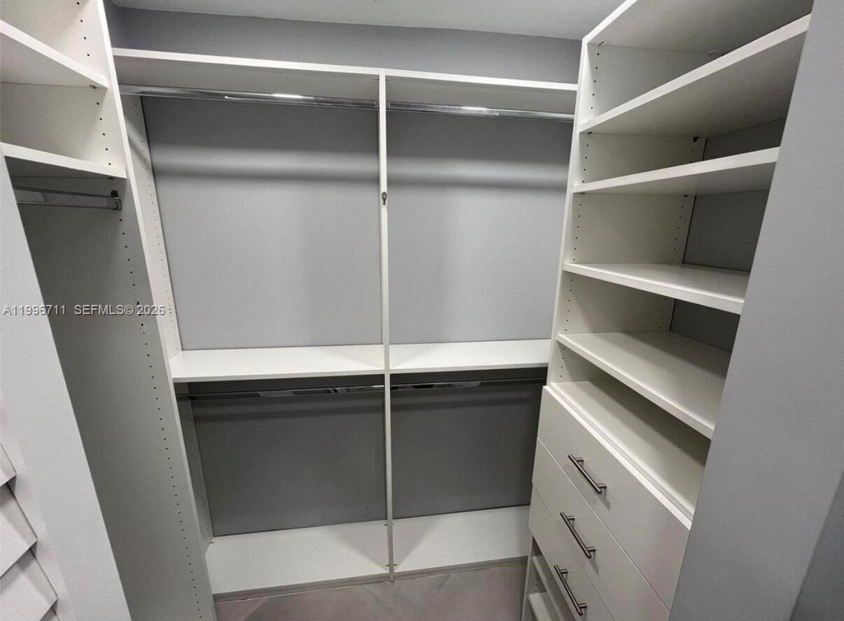 COUNTRY WALK SEC 2 - Residential