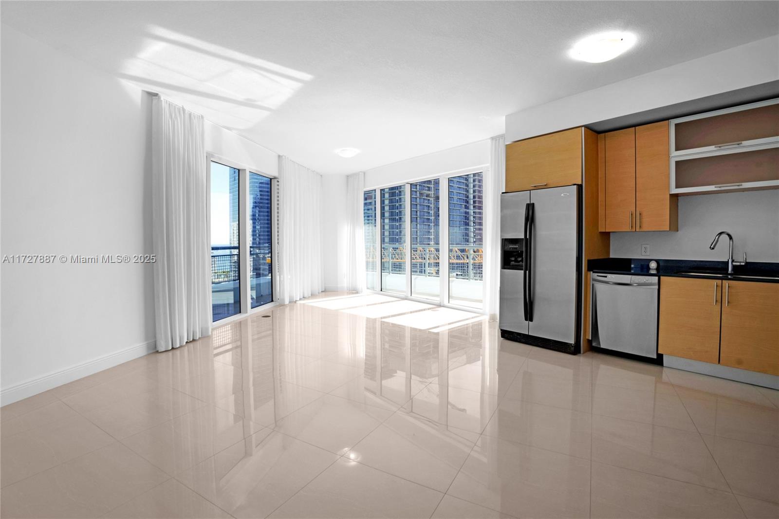 Rental Property at 60 Sw 13th St 1700, Miami, Broward County, Florida - Bedrooms: 2 
Bathrooms: 3  - $4,250 MO.