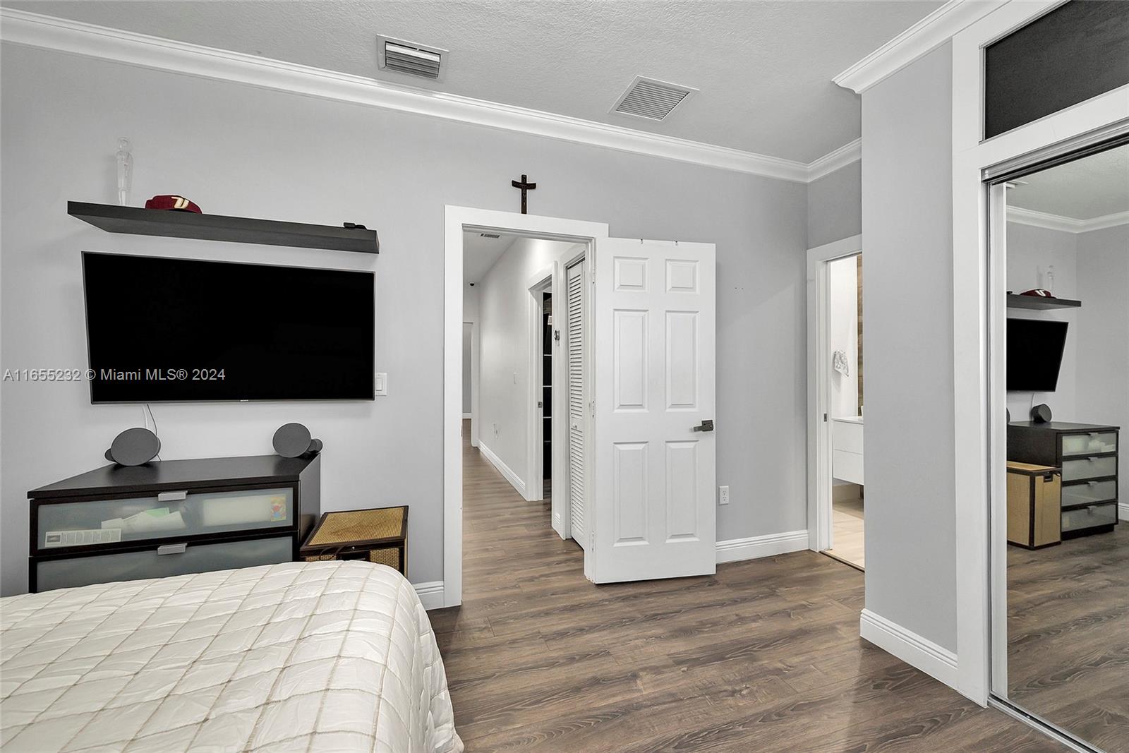 FONTAINEBLEAU WEST NORTH - Residential