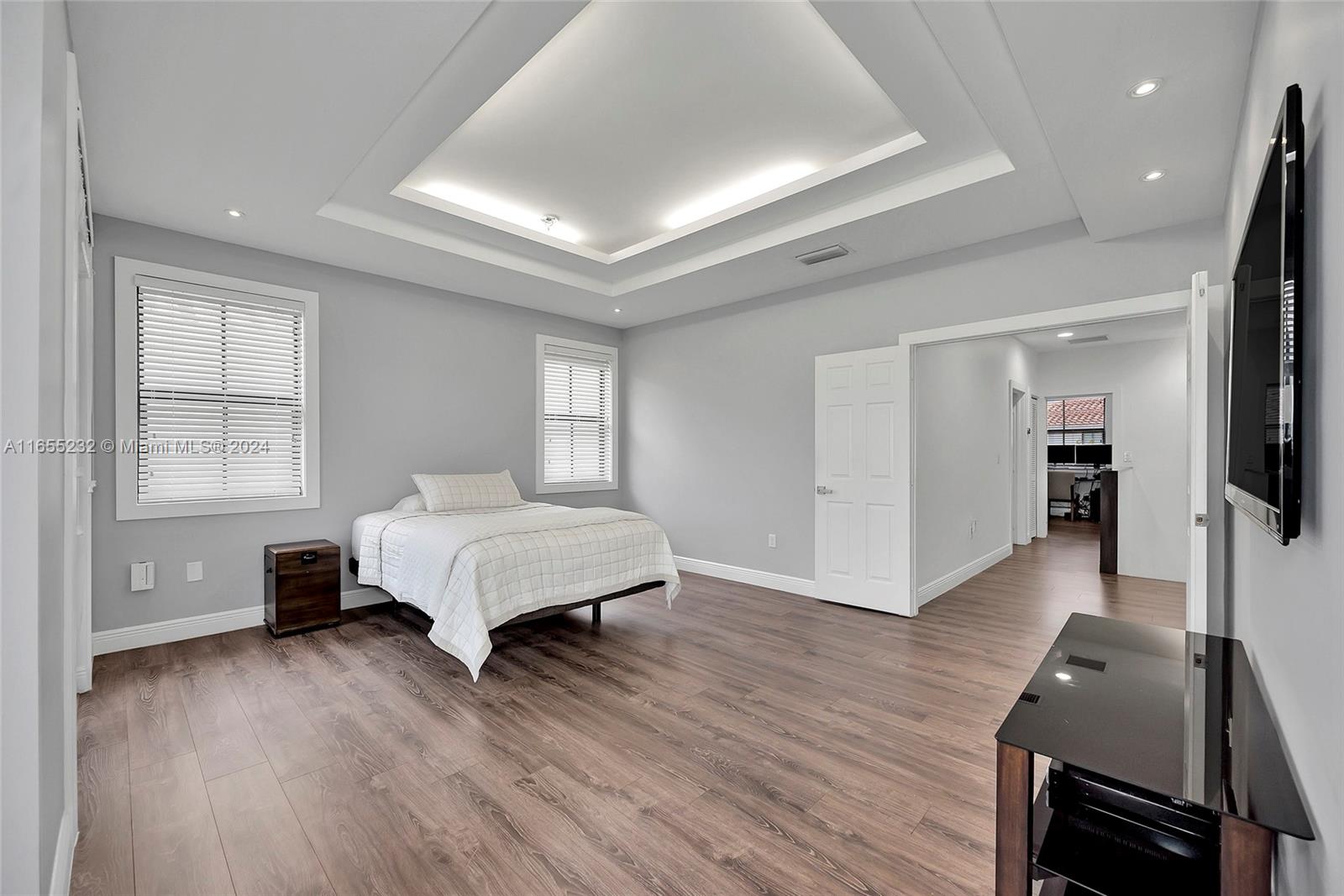 FONTAINEBLEAU WEST NORTH - Residential