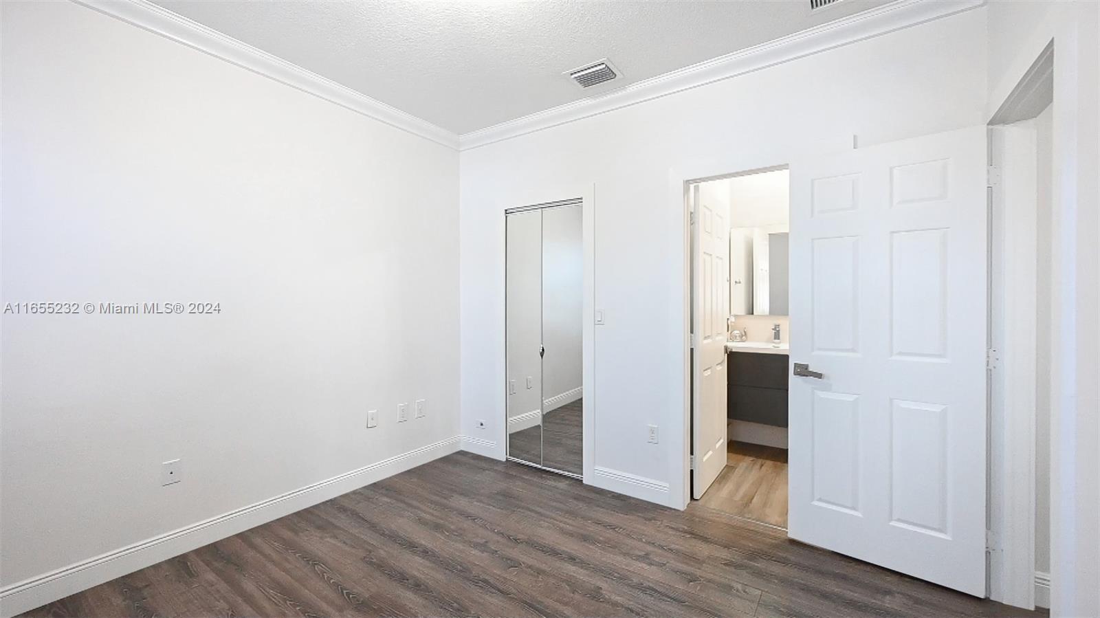 FONTAINEBLEAU WEST NORTH - Residential