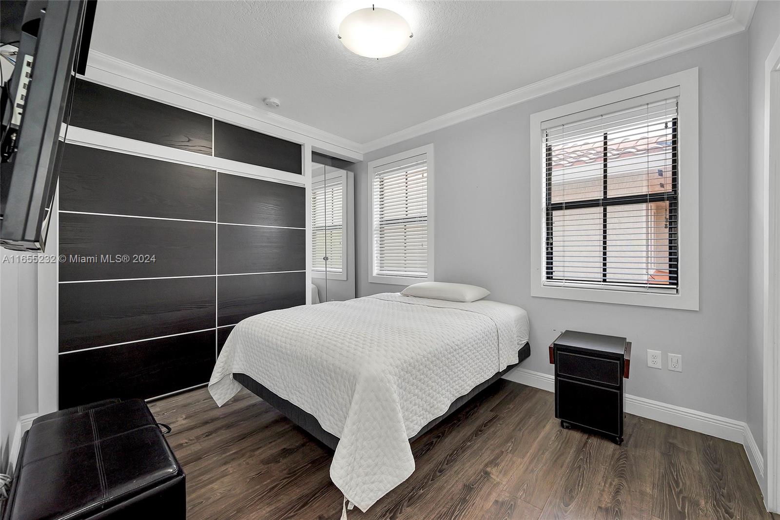 FONTAINEBLEAU WEST NORTH - Residential