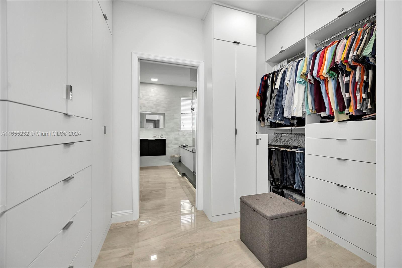 FONTAINEBLEAU WEST NORTH - Residential