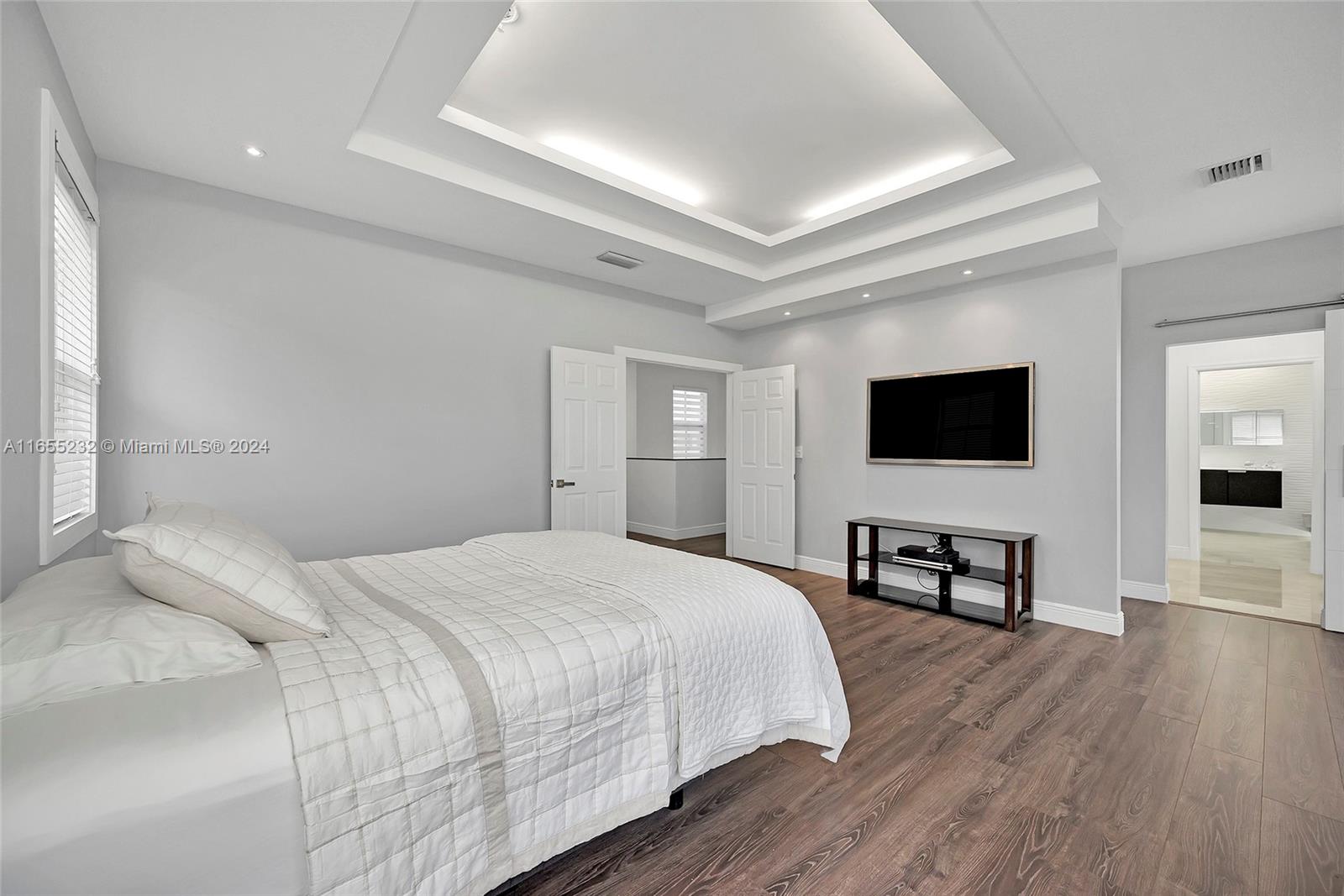 FONTAINEBLEAU WEST NORTH - Residential