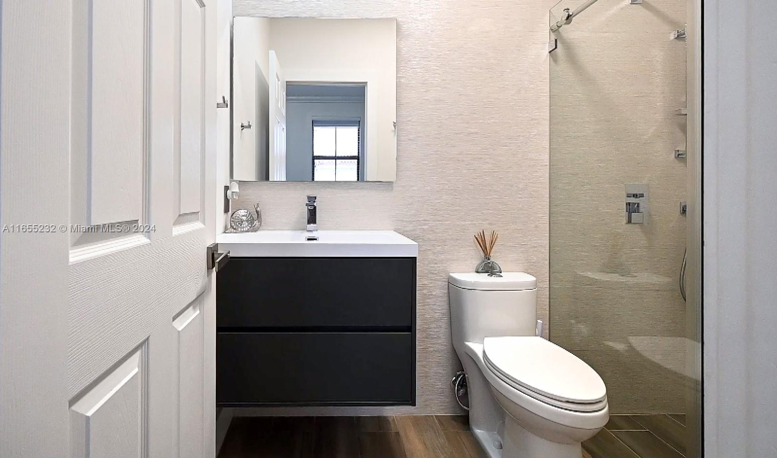 FONTAINEBLEAU WEST NORTH - Residential