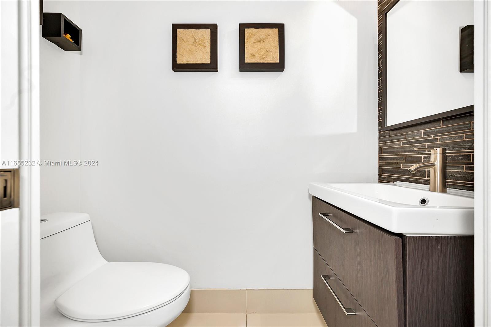 FONTAINEBLEAU WEST NORTH - Residential