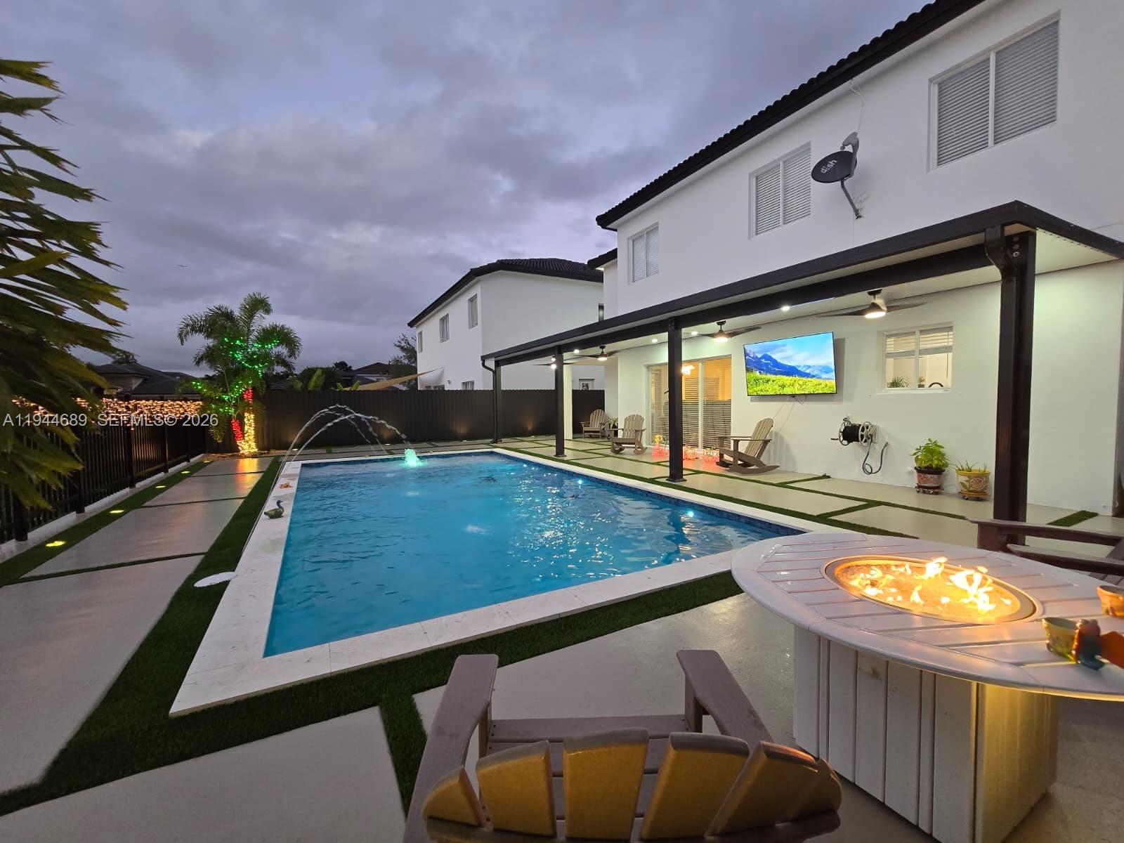 EFM ESTATES SECTIONS TWO - Residential