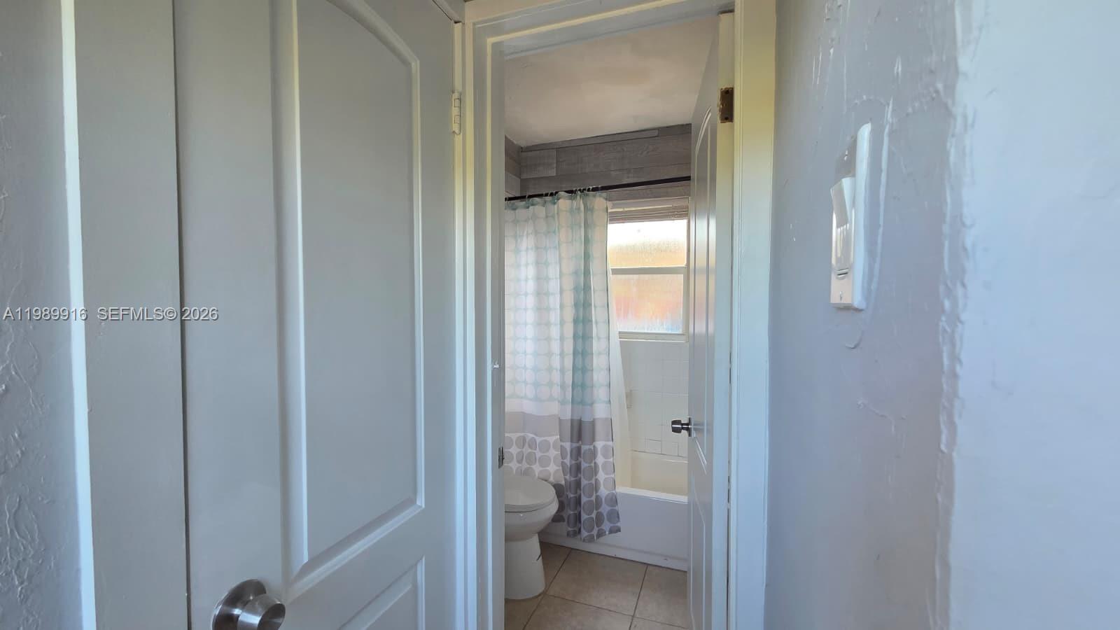 LINCOLN PARK CORR PLAT - Residential Lease