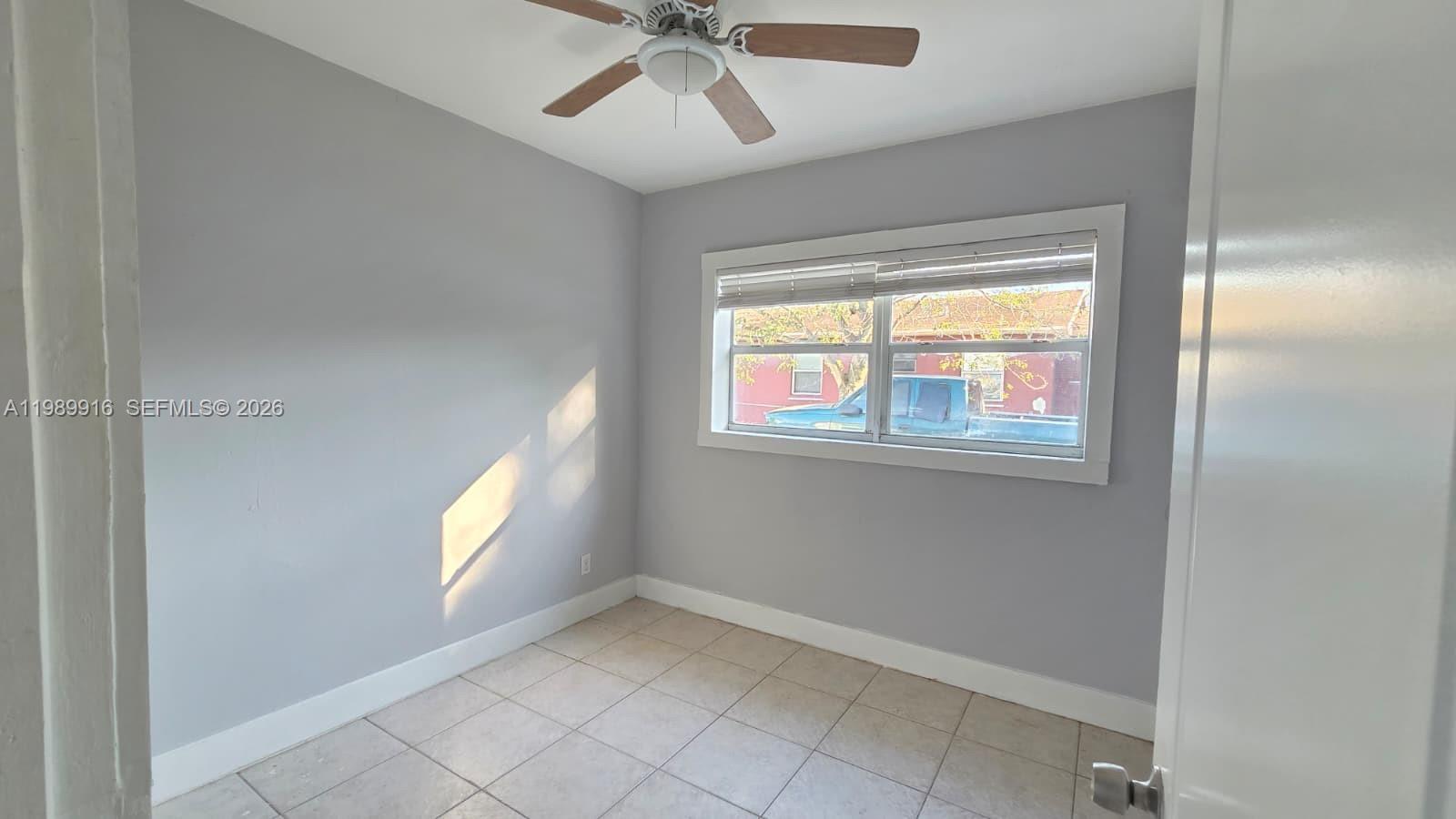 LINCOLN PARK CORR PLAT - Residential Lease