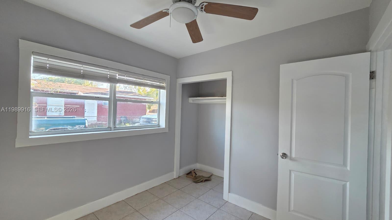 LINCOLN PARK CORR PLAT - Residential Lease