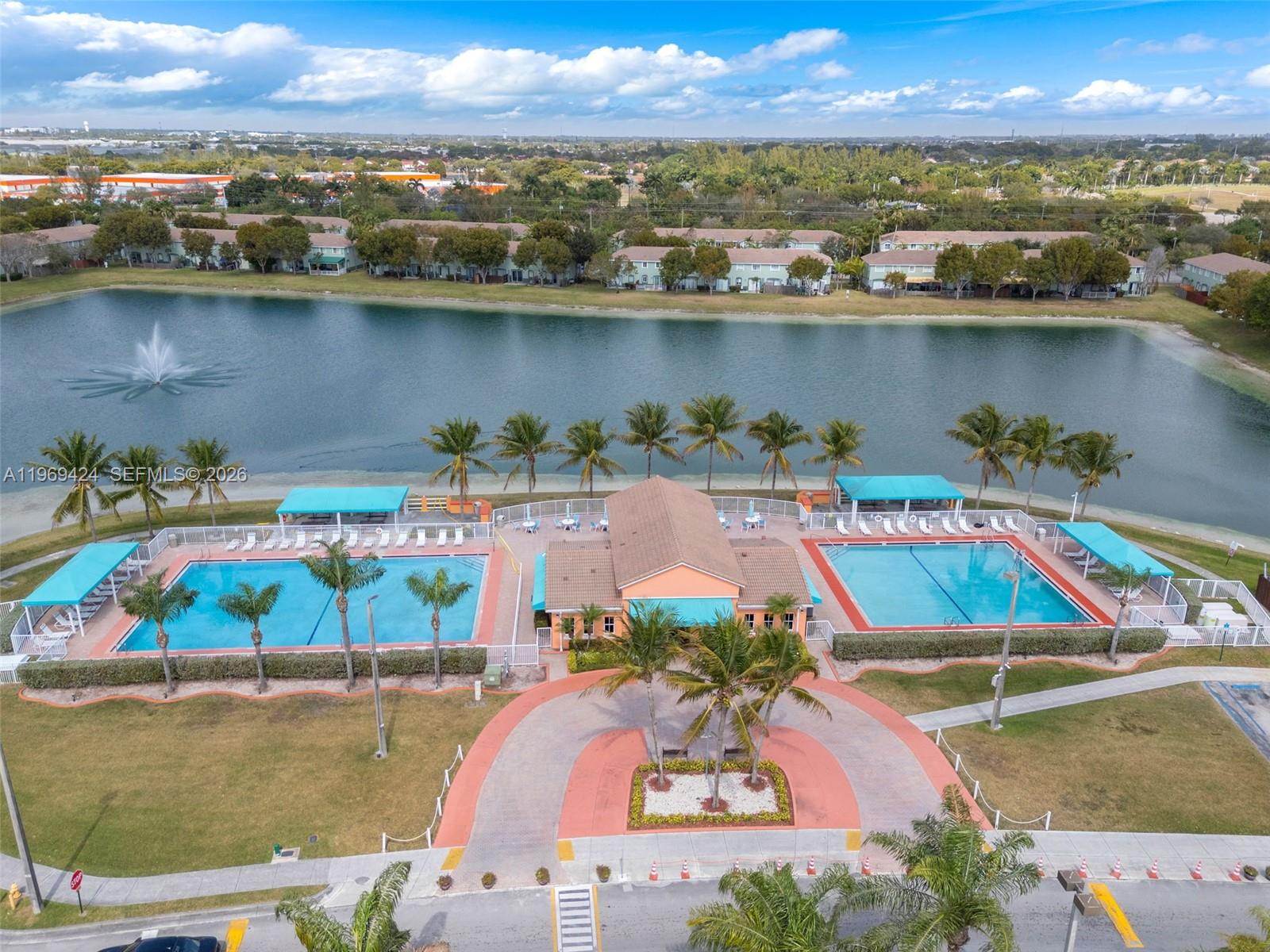 SHOMA TOWNHOMES AT KEYSCO - Residential