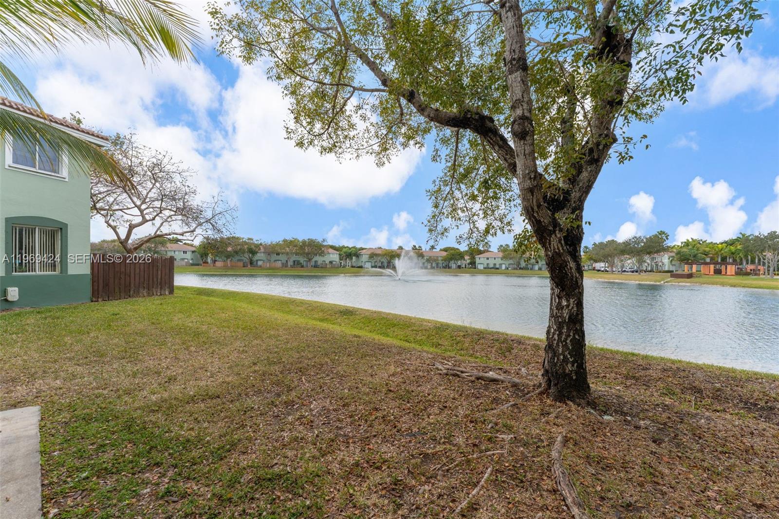 SHOMA TOWNHOMES AT KEYSCO - Residential